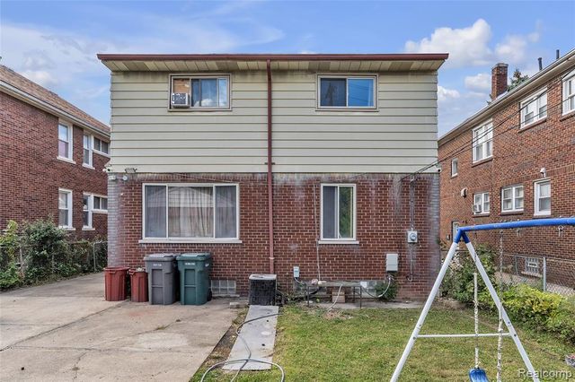 7514 Calhoun Street, Dearborn, MI 48126