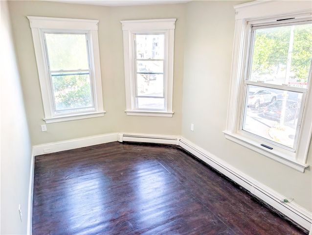 1375 Broad Street 2F, Providence, RI 02905