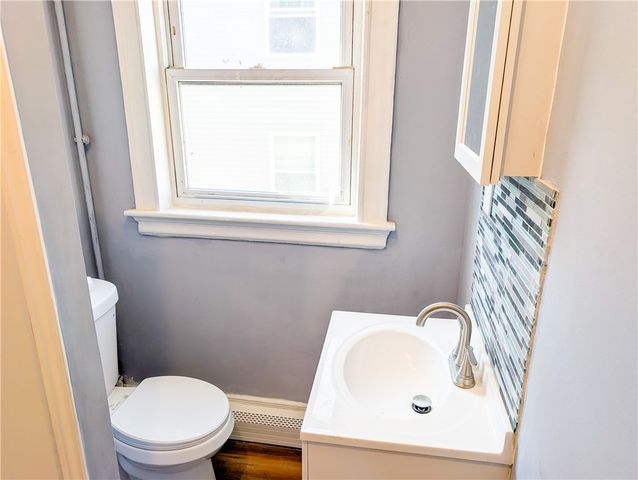 1375 Broad Street 2F, Providence, RI 02905