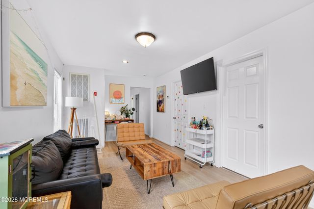 191 3rd Avenue unit 1, Manasquan, NJ 08736