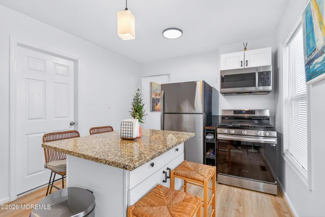 191 3rd Avenue unit 1, Manasquan, NJ 08736