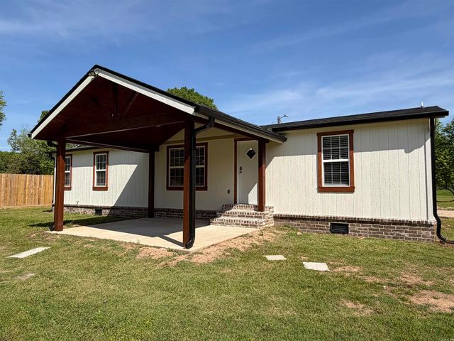 114 Panola Road, Lonoke, AR 72086