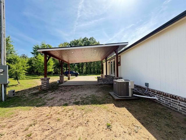 114 Panola Road, Lonoke, AR 72086