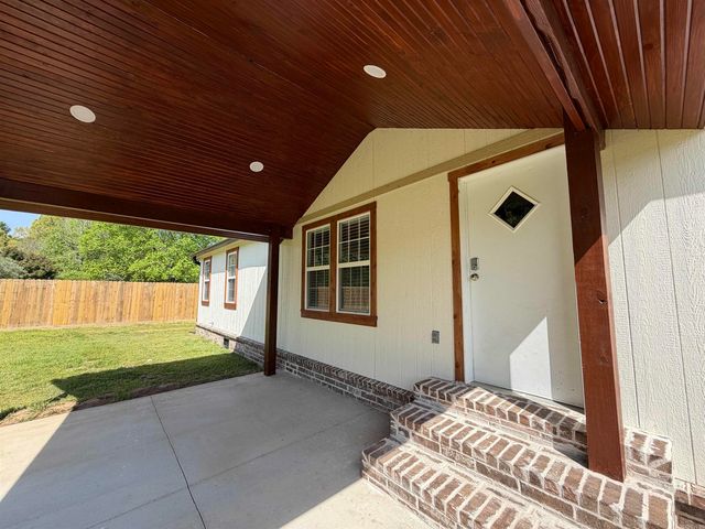 114 Panola Road, Lonoke, AR 72086