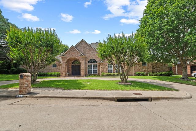 620 Mirkes Parkway, Desoto, TX 75115