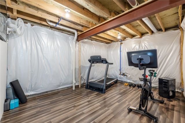 23 Longtrail Lane, Henrietta, NY 14467