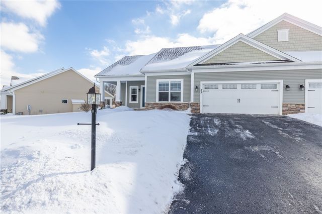 23 Longtrail Lane, Henrietta, NY 14467