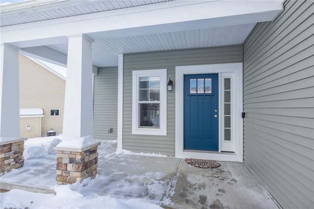 23 Longtrail Lane, Henrietta, NY 14467