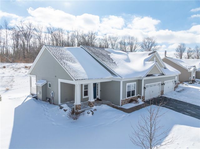 23 Longtrail Lane, Henrietta, NY 14467