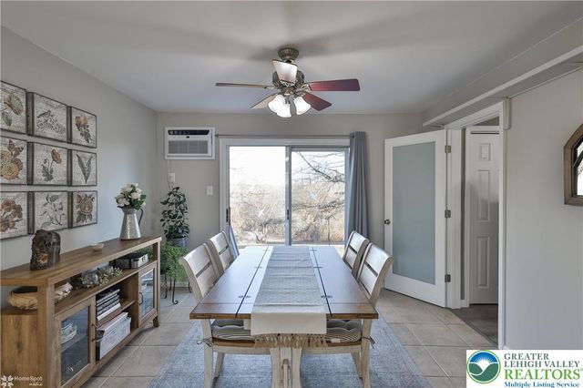 6923 Blue Church Road South, Upper Saucon Twp, PA 18036