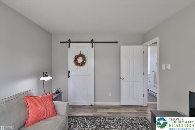 6923 Blue Church Road South, Upper Saucon Twp, PA 18036