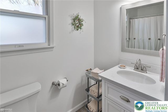 6923 Blue Church Road South, Upper Saucon Twp, PA 18036