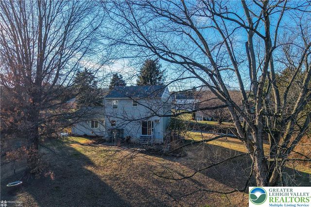 6923 Blue Church Road South, Upper Saucon Twp, PA 18036