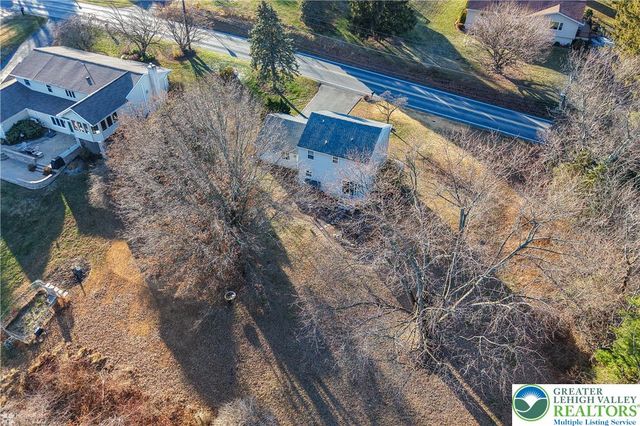 6923 Blue Church Road South, Upper Saucon Twp, PA 18036