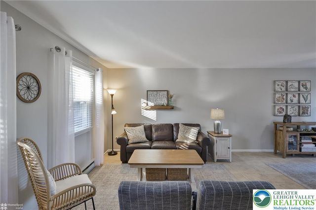 6923 Blue Church Road South, Upper Saucon Twp, PA 18036