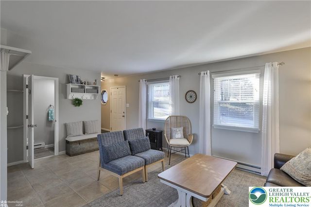 6923 Blue Church Road South, Upper Saucon Twp, PA 18036