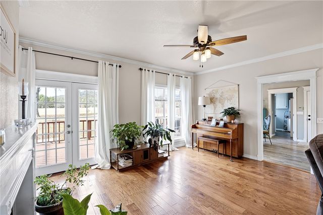 343 Walleye Drive, Russellville, AR 72802