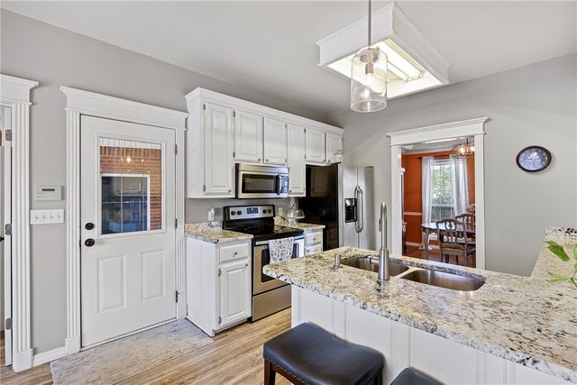 343 Walleye Drive, Russellville, AR 72802