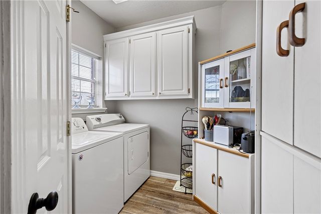 343 Walleye Drive, Russellville, AR 72802