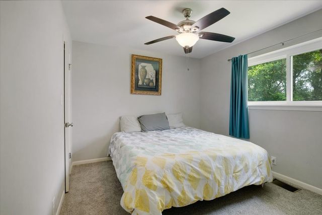 2209 Ridgewood Drive, Sherman, TX 75092
