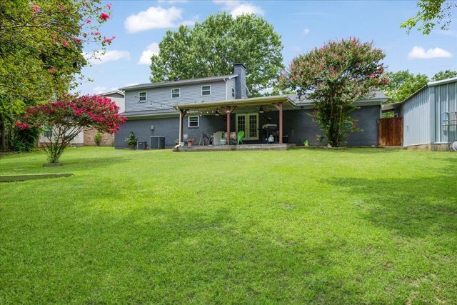 2209 Ridgewood Drive, Sherman, TX 75092