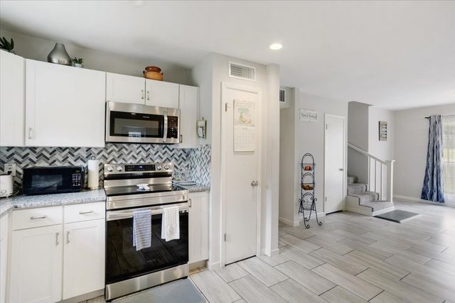 2209 Ridgewood Drive, Sherman, TX 75092