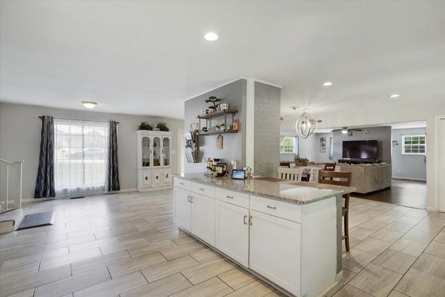 2209 Ridgewood Drive, Sherman, TX 75092