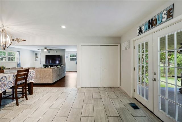 2209 Ridgewood Drive, Sherman, TX 75092