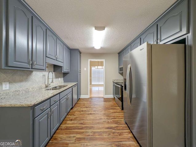 114 Riveredge Drive, Mcdonough, GA 30252