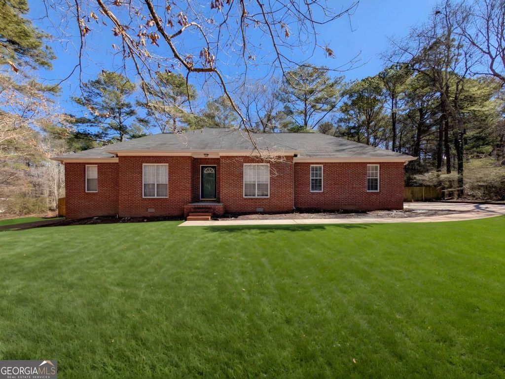 114 Riveredge Drive, Mcdonough, GA 30252