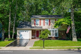 7 Drum Court, Howell, NJ 07731