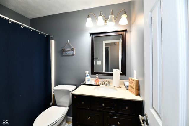 6053 Countrybrook Road, Indianapolis, IN 46254