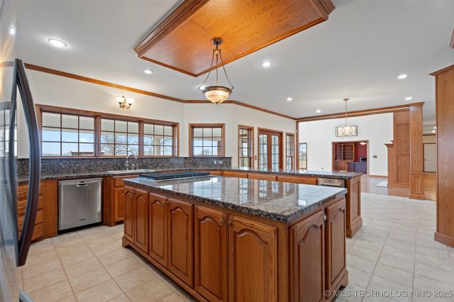 441170 E 210 Road, Vinita, OK 74301