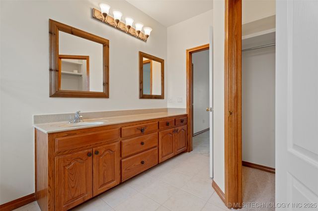 441170 E 210 Road, Vinita, OK 74301