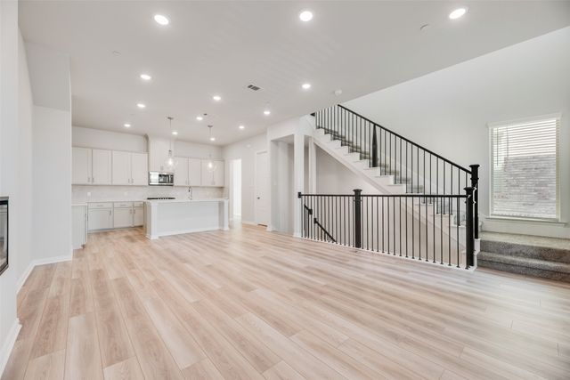 8087 Challenger Street, Frisco, TX 75034