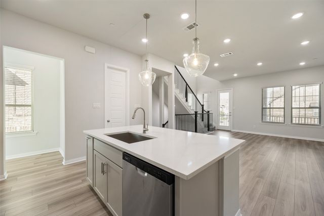 8087 Challenger Street, Frisco, TX 75034