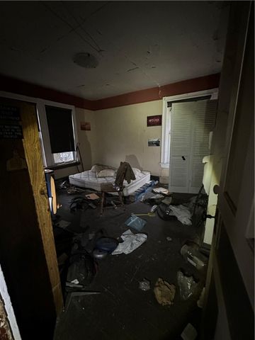 627 Chester Ave, Perry Hilltop, PA 15214