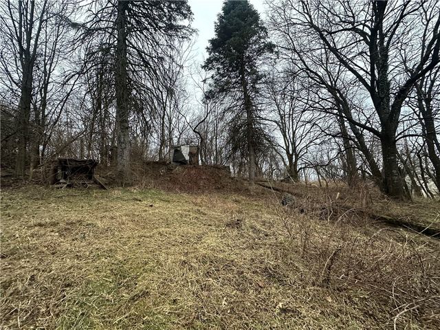 627 Chester Ave, Perry Hilltop, PA 15214