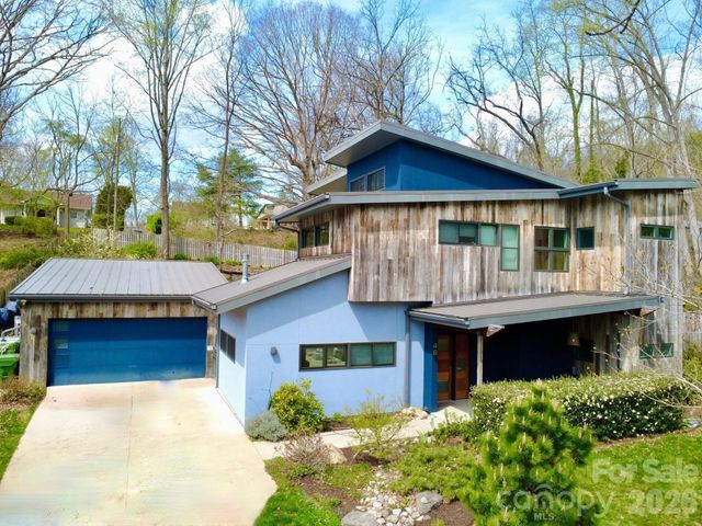 46 Pinecroft Road, Asheville, NC 28804