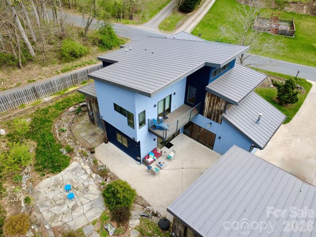 46 Pinecroft Road, Asheville, NC 28804