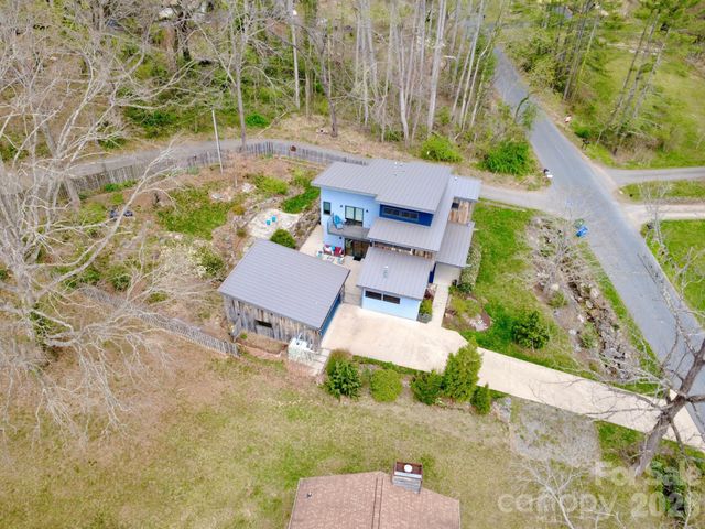 46 Pinecroft Road, Asheville, NC 28804