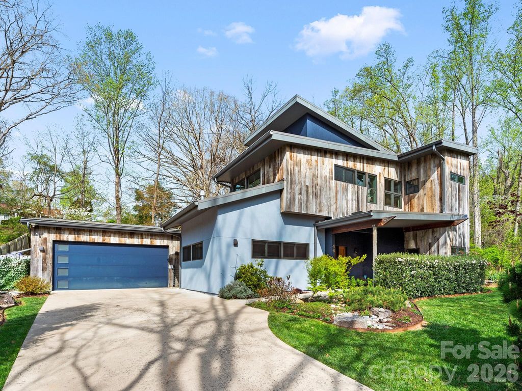 46 Pinecroft Road, Asheville, NC 28804