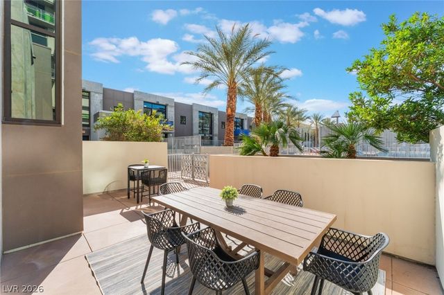 353 East Bonneville Avenue 746, Las Vegas, NV 89101