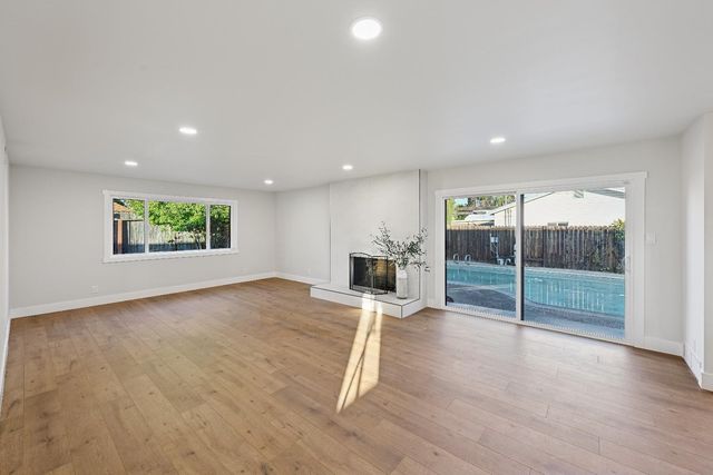 7423 Kingsmen Ave, Citrus Heights, CA 95621