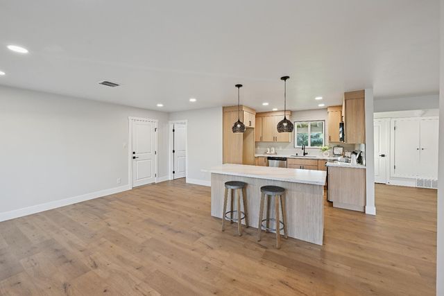 7423 Kingsmen Ave, Citrus Heights, CA 95621