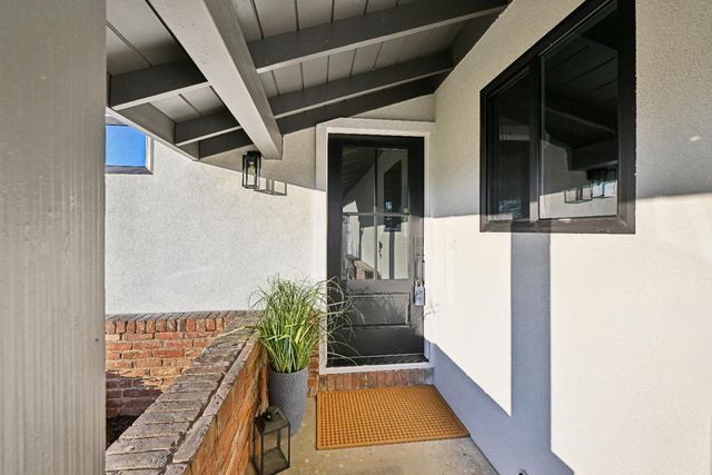 7423 Kingsmen Ave, Citrus Heights, CA 95621