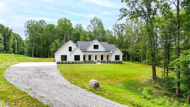 7765 Barnhill Rd, Primm Springs, TN 38476