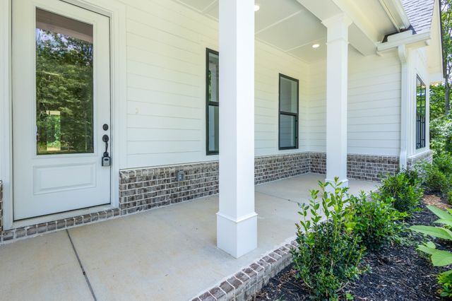 7765 Barnhill Rd, Primm Springs, TN 38476