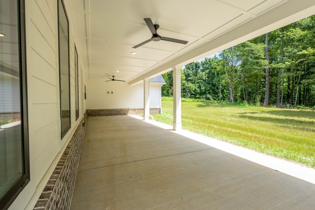 7765 Barnhill Rd, Primm Springs, TN 38476