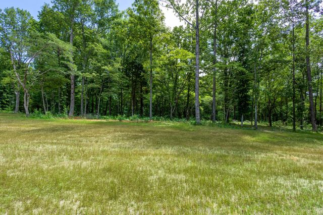 7765 Barnhill Rd, Primm Springs, TN 38476